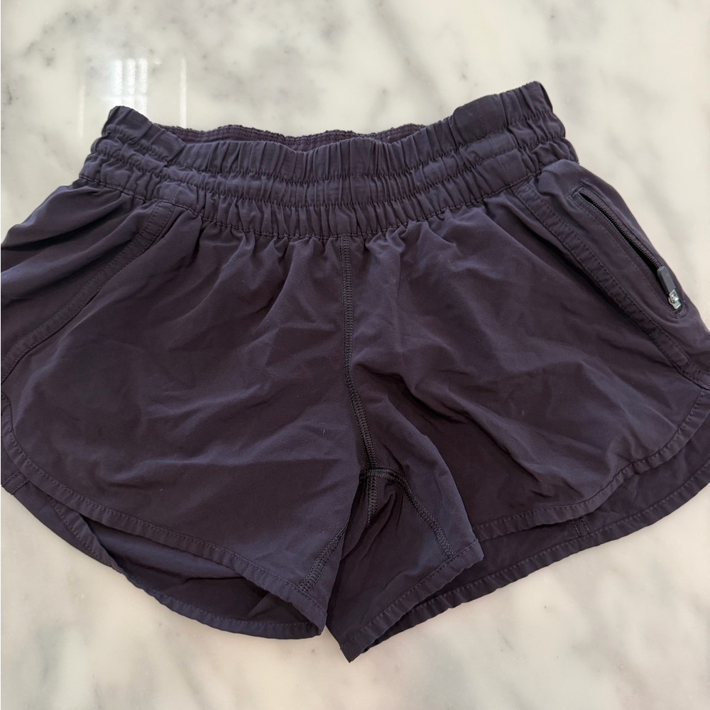 LULULEMON Tracker Shorts